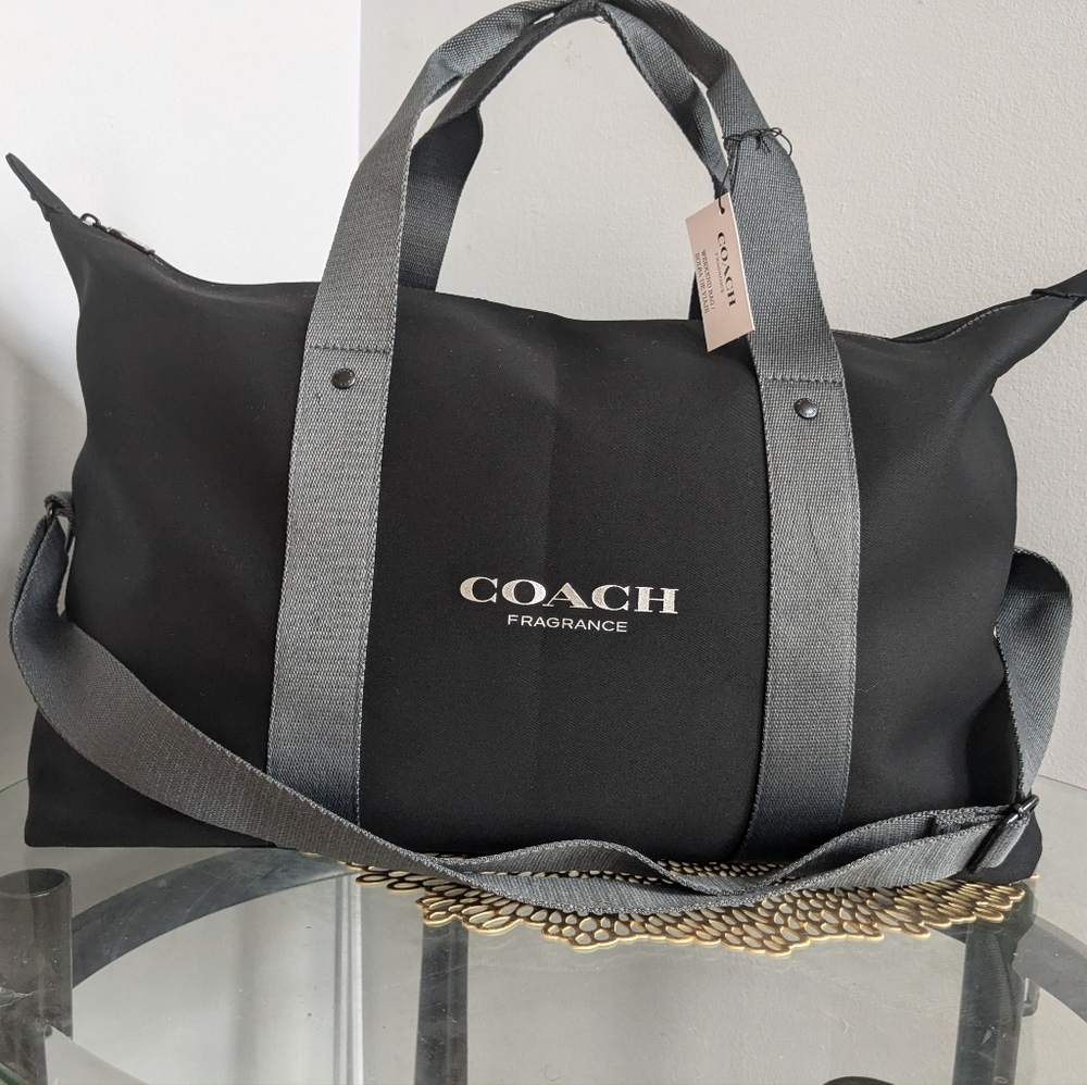 Coach - Picture 2 of 11